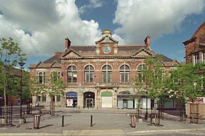 Tunstall Town Hall and Market | Stoke